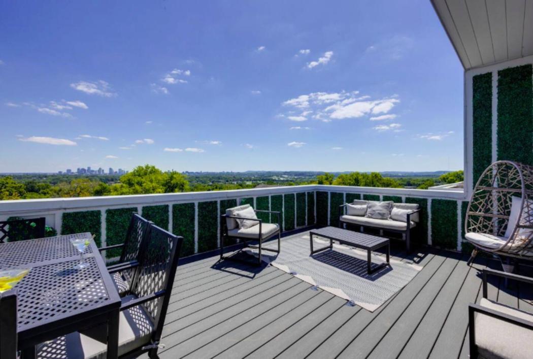 Luxury Four-Story Home, Rooftop Deck With Views, Pingpong! Sleeps 12! Nashville Exterior photo